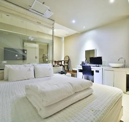 B&B Hotel