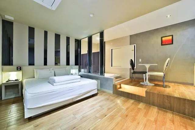 B&B Hotel Motel Busan