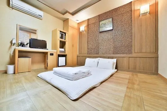 B&B Hotel Motel Busan