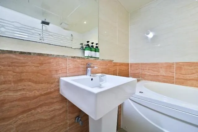 Motel B&B Hotel Busan