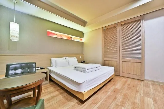 B&B Hotel